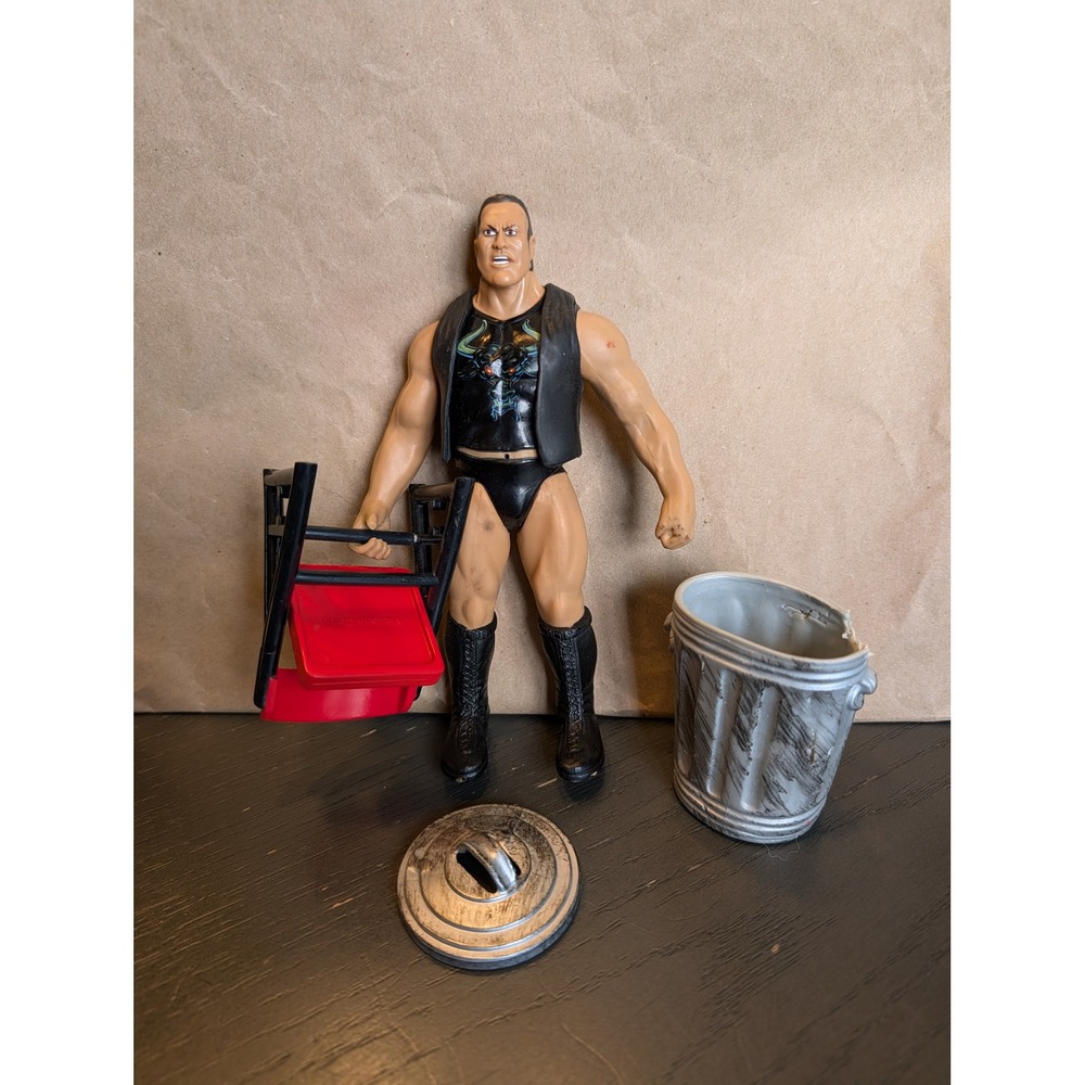 Vtg 1999 WWF The Rock Action Figure Jakks TTL Brahma Bull Vest Chair Trash Can